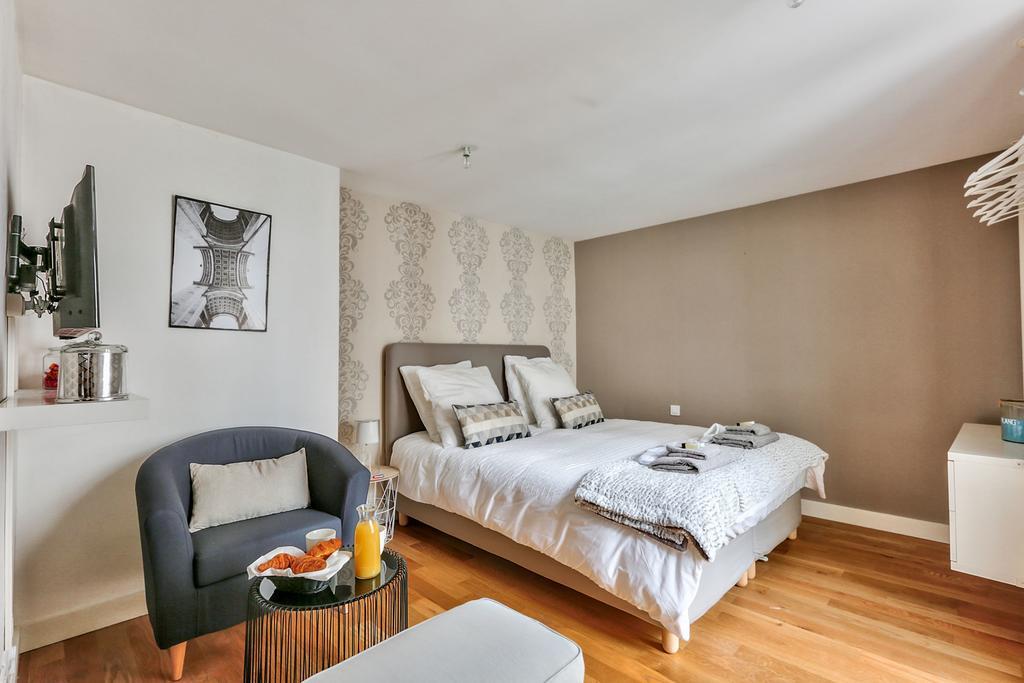 Love Nest In Saint Germain Paris Extérieur photo